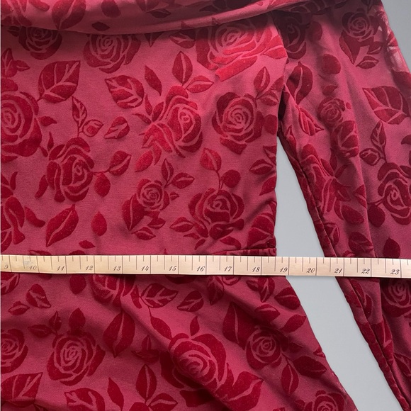 Wild fable long sleeve Flocked mini fit and flare red Off-Shoulder Dress 1X - Picture 6 of 9